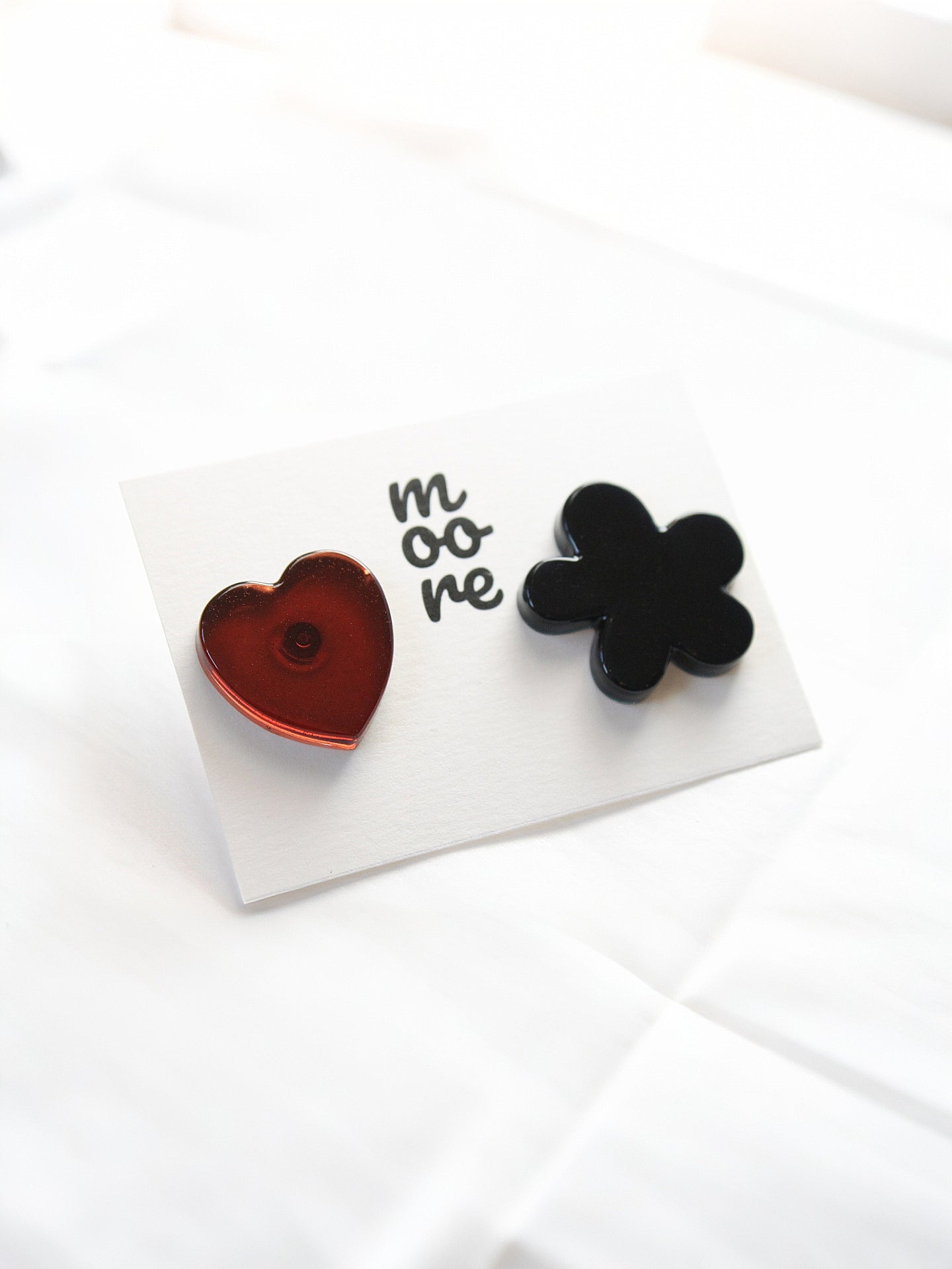 Heart & Shadow Duo - Pendientes De Resina - Moore Estudio